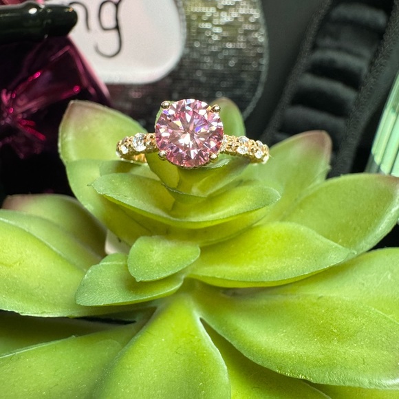 NEW 1CT Pink Rose Diamond/Moissanite Ring - Picture 2 of 4